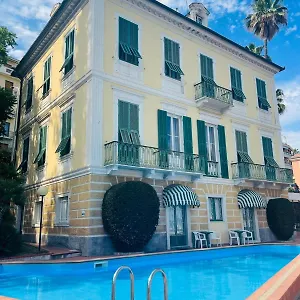 https://hotel-miramare-imperia.hotelitalianriviera.com