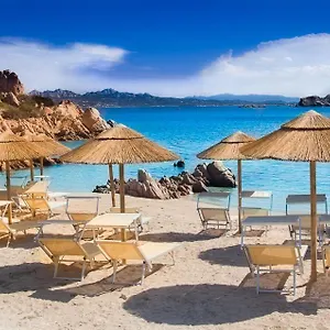 **** Hotel Cala Lunga Italië